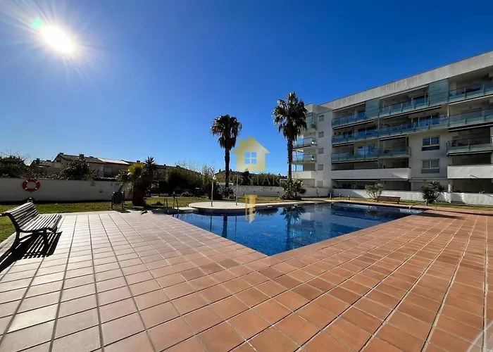 Apartamento Con Piscina En Roses