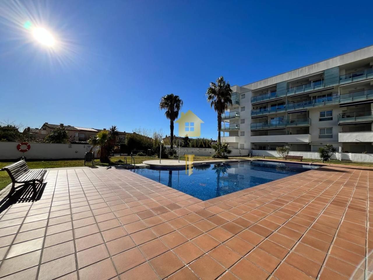 Appartement Con Piscina En *