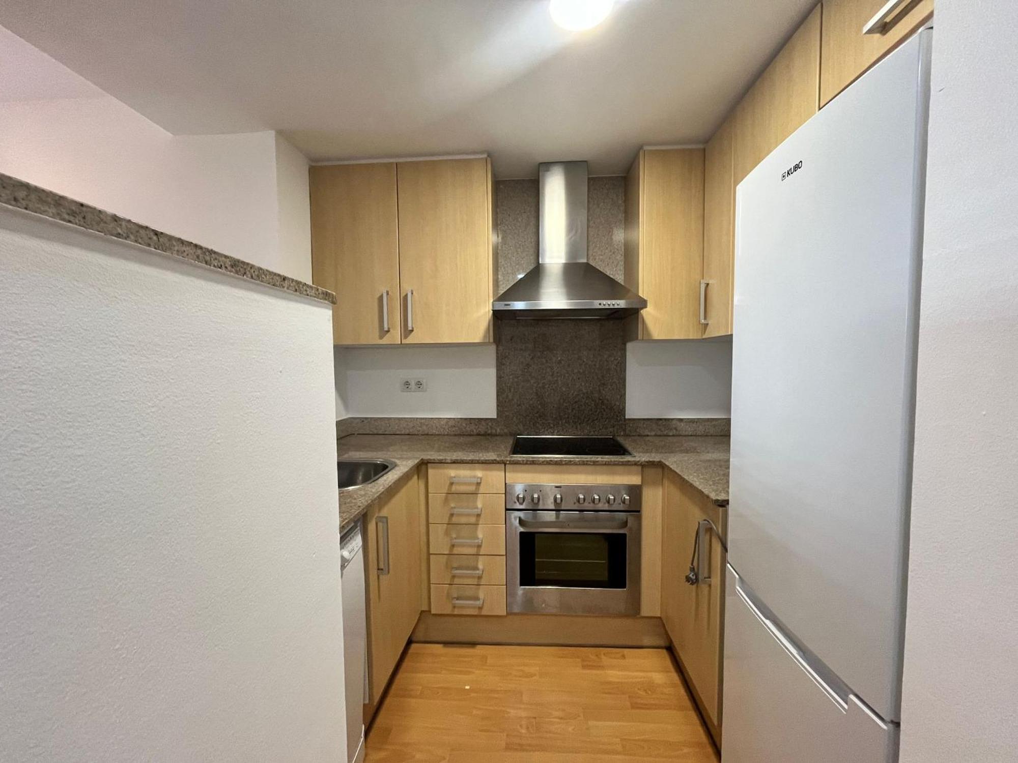 Appartement Con Piscina En *