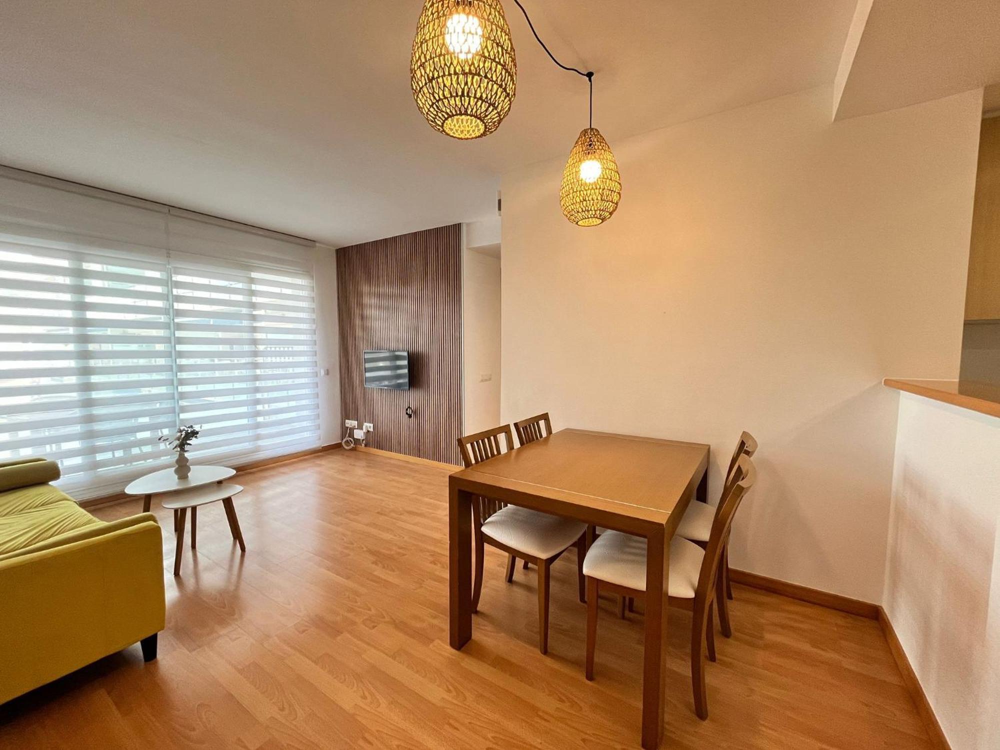 Con Piscina En Appartement